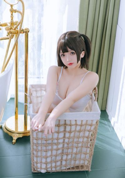 国产欧美日韩处女在线观看二区_超清高清迅雷在线观看